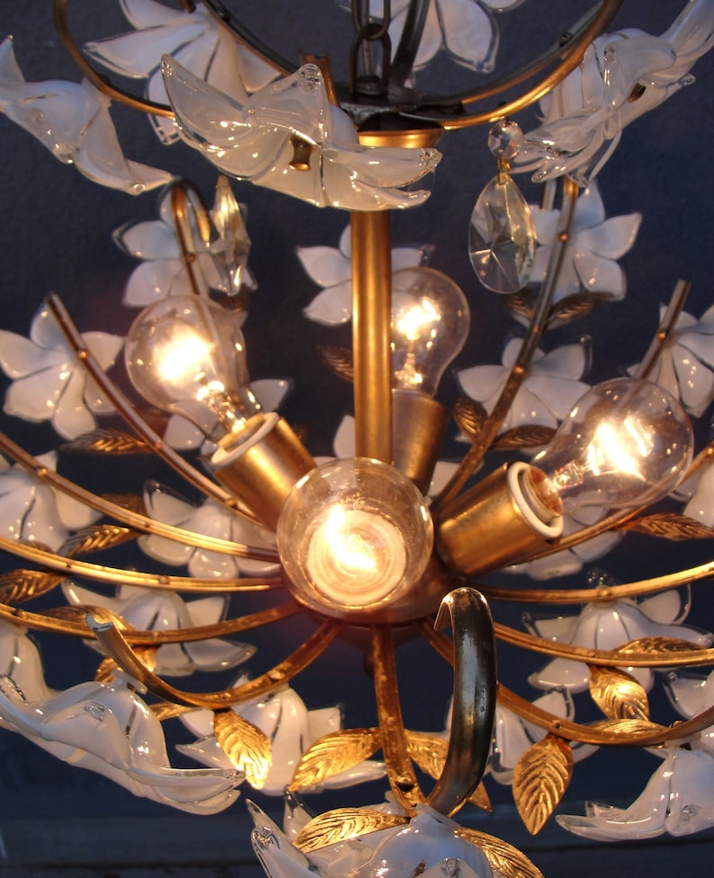 Murano bloemenlamp, witte koperen kroonluchter, plafondlamp, kroonluchterlamp, vintage handgemaakte glazen lamp uit de jaren 70 afbeelding 10