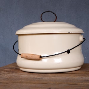 Vintage Enamelware Box, Potato Vegetable Bin, Tiffin, Vintage Enamel ware, Round Box, Enamel Food Container, enamel reservoir food 1980s