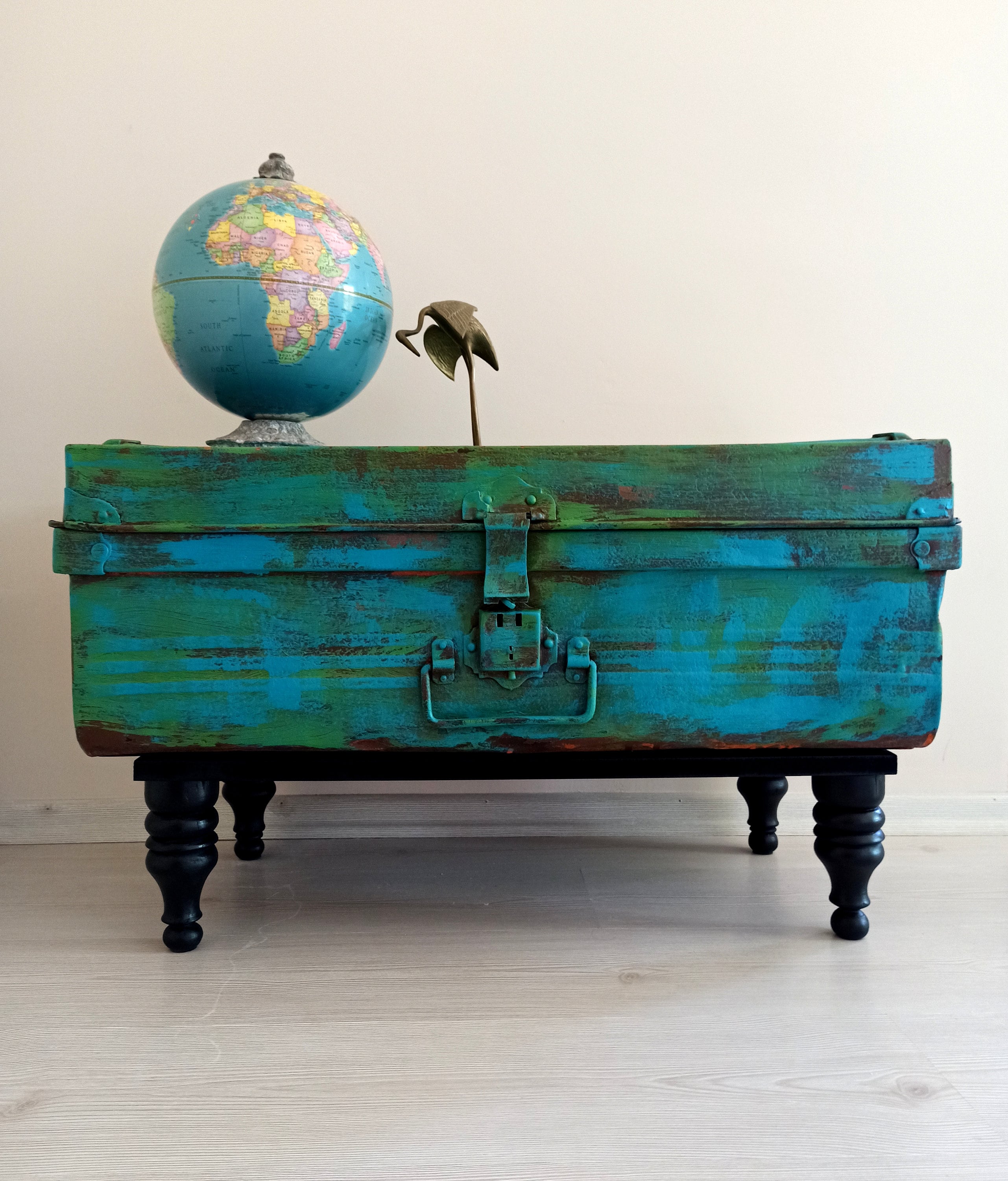 Center table trunk discount