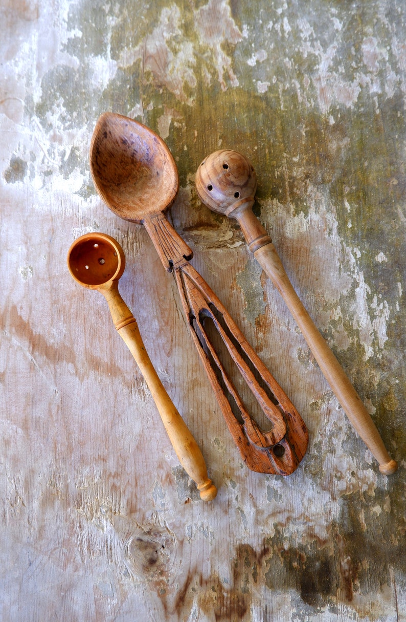 Vintage Wooden Spoons, Olive Spoons, Handmade handcarved Spoon, Set of Three pieces, Made in Turkey 1950s 80s image 10