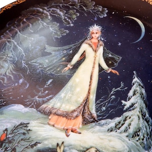 Vintage Russian Fairytale Series Legend of the Snow Maiden Plate Snegurochka 1989