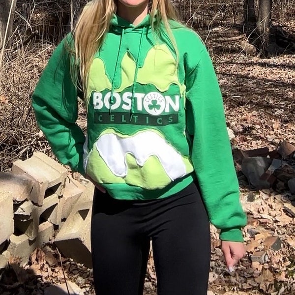 Boston Celtics Upcycled Vintage Hoodie Women’s Size Small