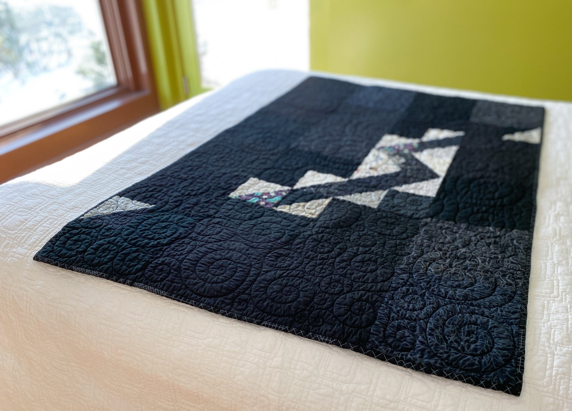 Black and White Lightning Baby Quilt