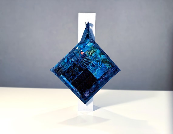 Quilted Pot Holder, Ocean Patchwork