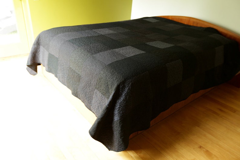 Dark Heart Modern Black Quilt Choose Your Size Made to Order image 4