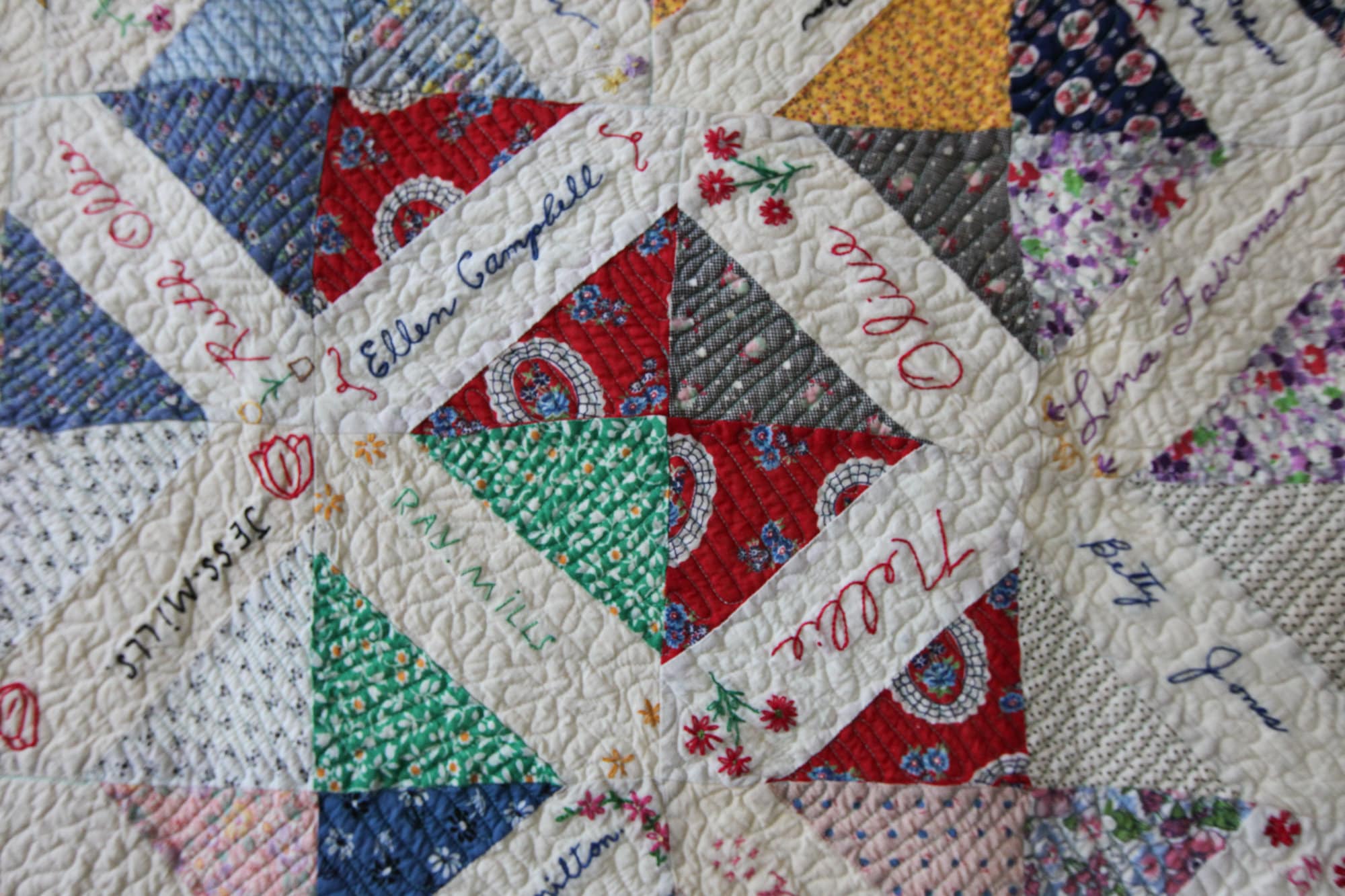 Vintage Signature Friendship Quilt 60x66