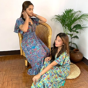 Bohemian Short Sleeves Flowy Dress, Paisley Floral Print Summer Dress, Festival Silk Cottage Core Midi Dress, Vintage Vibe Short Bell Sleeve
