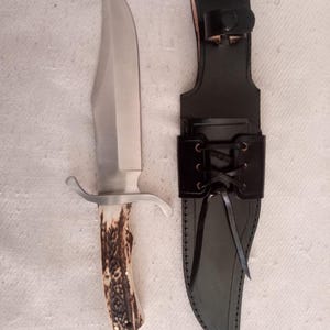 Benutzerdefinierte handgemachte D2 Stahl Bowie Hirschgeweih Griff Jagdmesser Überlebensmesser, Geschenk für Jäger Weihnachten Neujahr Vater Mutter Tage,