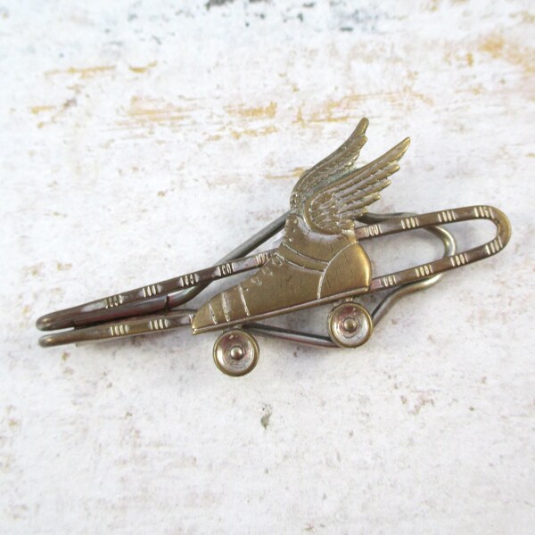 Vintage Roller Skate With Wings Tie Bar