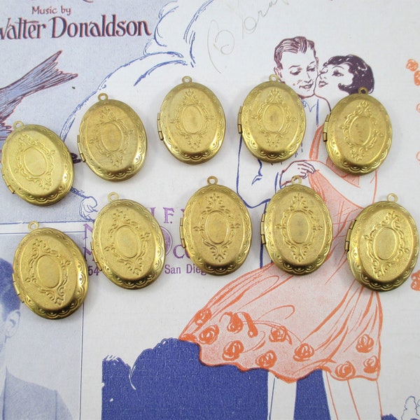 10 Little Vintage Gold Toned Lockets