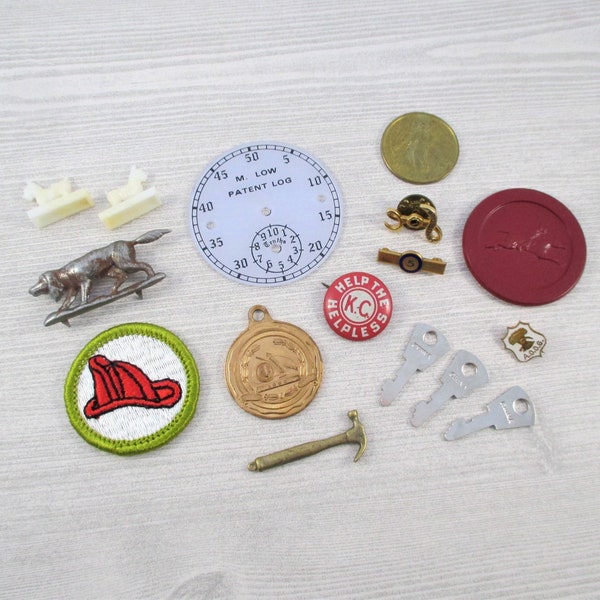 Vintage Junk Drawer Lot - Found Objects (G3)