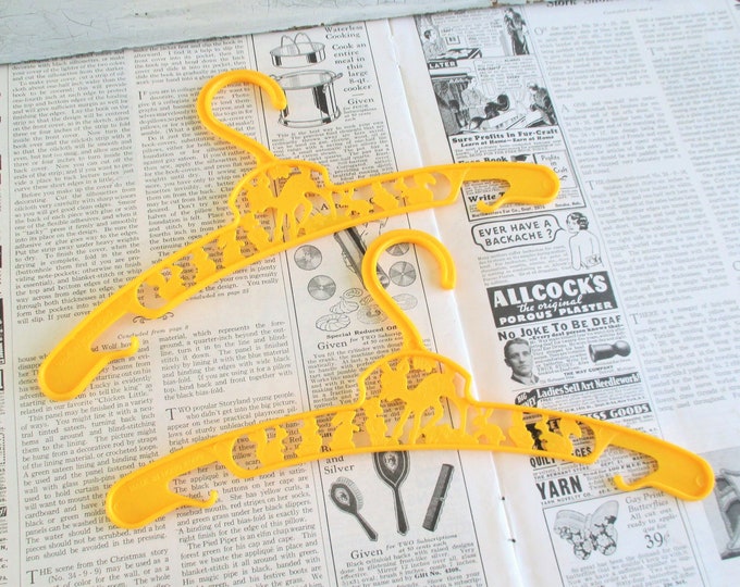 Pair of Vintage Childrens Hangers Wildlife Etsy