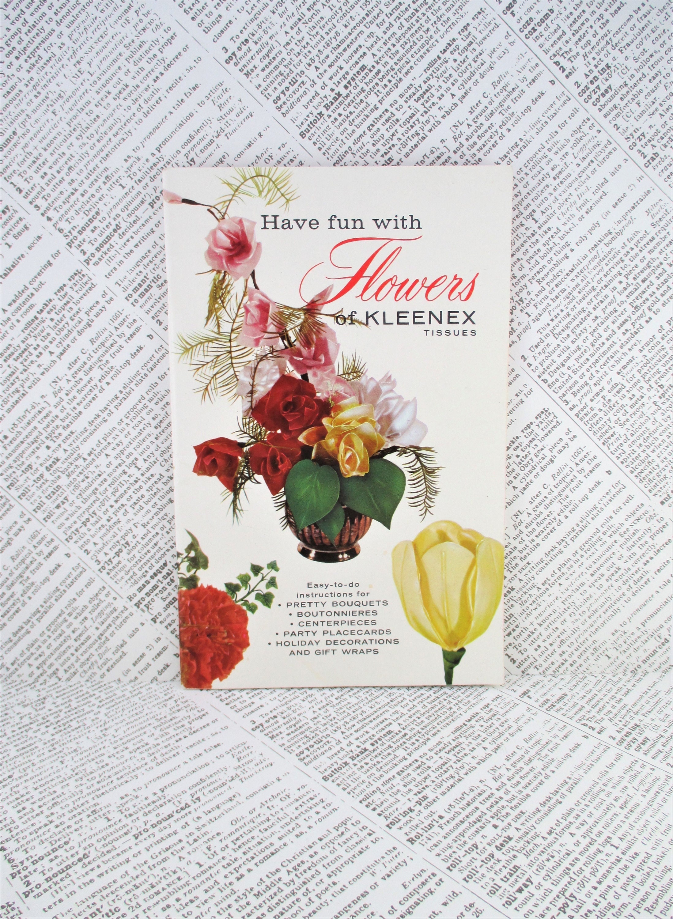 Vintage Crafts Booklet have Fun With Flowers of Kleenex - Etsy Denmark