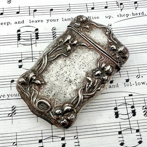 Vintage Ornate Decorative Art Nouveau Silveroin Match Safe
