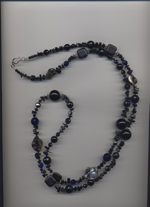 ★MIDNIGHT MOMENT.★ thin onyx necklace Midnight Star Onyx Necklace – Beautiful Earth US