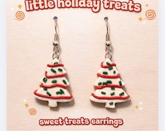 Christmas Tree Cake Earrings | Handmade Polymer Clay Holiday Earrings | Cute Christmas Dessert Jewelry | Nostalgic Snack Earrings Gift