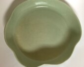 Vintage green poppy trail handmade dish tart pan bowl made in California