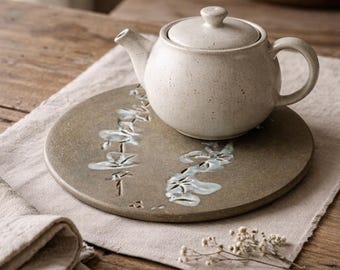 Salvamanteles de cerámica hecho a mano – Gres chamota de Saint Amand, decoración de pintura china, esmalte celadón brillante, pieza única