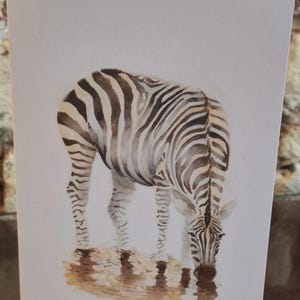 Zebrakaart, zebra-feestkaart, zebraschilderij, stationaire zebra, zebracadeau, aquarel zebrakunst, dierenkaart voor elke gelegenheid, geschilderde zebra