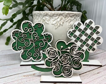 Shamrock decor, St Patricks day shamrock on stand, shamrock gifts for adults, Luck of the Irish, Irish gifts, Shamrocks wooden, Irish decor
