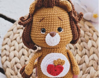 Fürsorglicher Löwe – Amigurumi-Muster / Fürsorglicher Löwe – Amigurumi-Rezept (Anleitung – Digitales PDF)