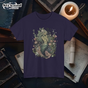 Mermaid Fantasy Graphic Tee Cute Fairycore Princess Shirt Mermaid T-Shirt Unique Cute Mermaid Skirt Figurine Art Tee Gift for Mermaid Lovers