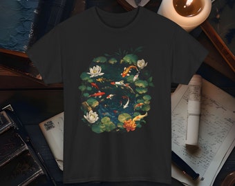 Koszulka z rybą Koi inspirowana japońską koszulką z rybą Coy Koi Pond Mamushi Japan Fantasy Creature Art Unique Mythical Fish Tee Y2K Watashi Wa Star