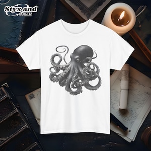 Camiseta de fantasía de pulpo, criatura marina, calamar gigante, dibujo de animal del océano, top exclusivo, aguas profundas, subacuático, animales salvajes lindos, ropa para amantes