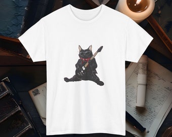 Funny Cat Feline Rockstar Punk Guitar Player Shirt Humorous Music Lover Tee Cool Musician Camiseta gráfica Regalo para guitarristas y fanáticos del rock