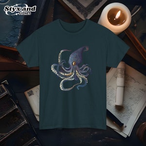 Camiseta de fantasía de pulpo, criatura marina, calamar gigante, dibujo de animal del océano, top exclusivo, aguas profundas, subacuático, animales salvajes lindos, ropa para amantes