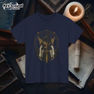 Camiseta gráfica del dios egipcio Anubis, camiseta de arte anime de la mitología egipcia, camiseta del dios del Antiguo Egipto, camiseta de mitología, regalo de dibujos animados de Dark Academia