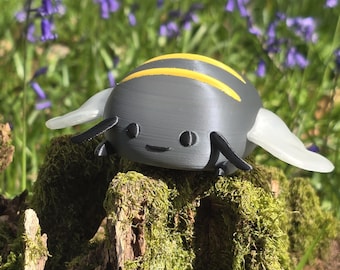 Honeybunch Plush Inspired by Palia: Cozy Gaming Bee Figure, Cute Desk Decor, Gamer Gift for Her, Handmade Fan Art Collectible, 8cm or 13cm