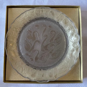 Vintage Imperial Satin Glass “Seven Swans a Swimming”