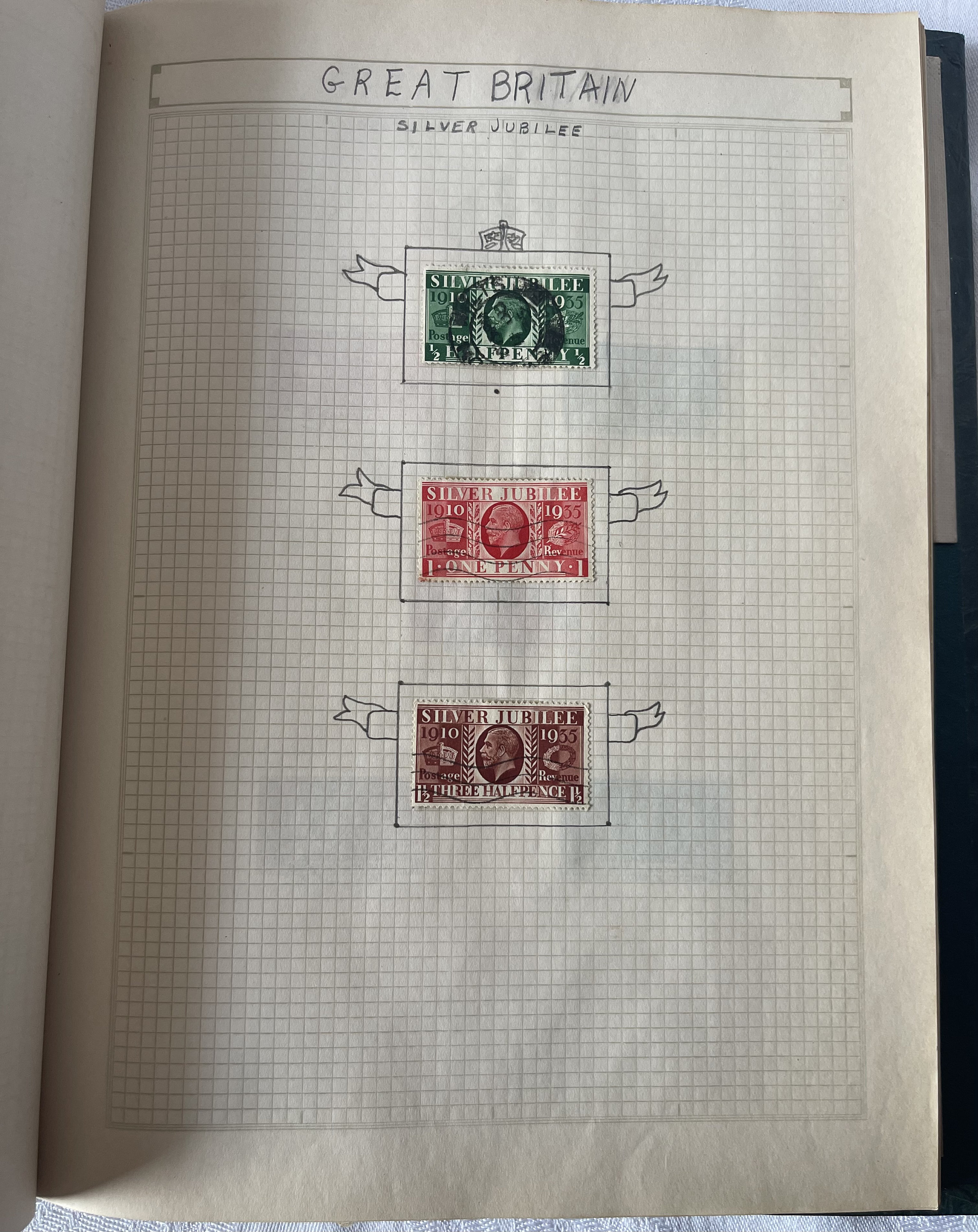 手作りの世界切手アルバム 1930 年代から 1940 年代 - Etsy 日本