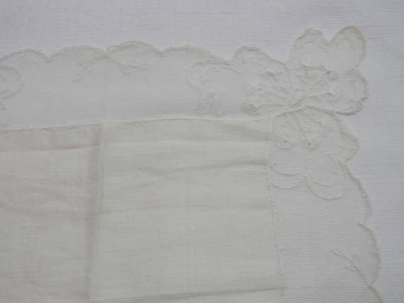 Turn of Century Women's Handkerchief with Delicat… - image 4