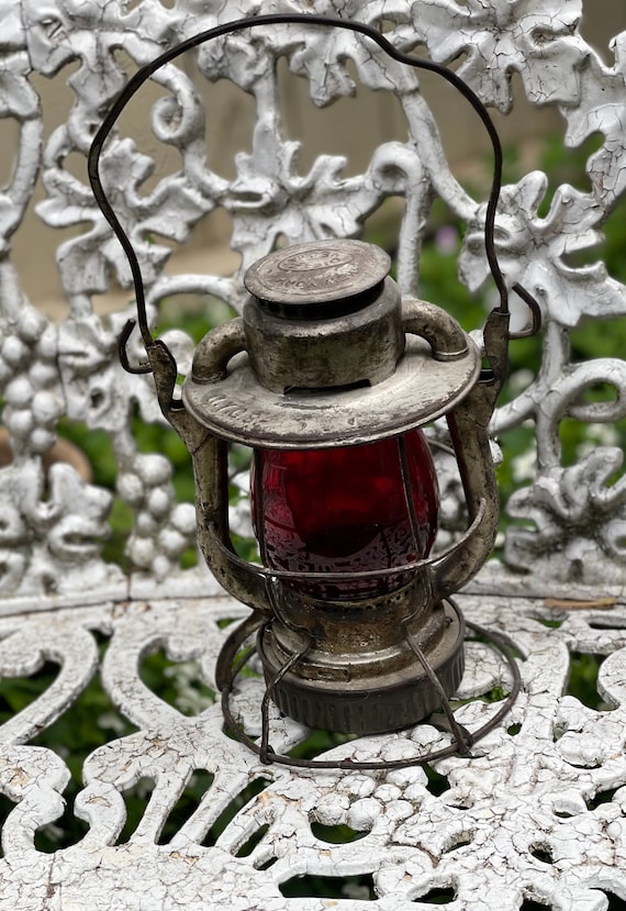Antique Deitz Vesta NYC Railroad Lantern With Ruby Glass Antique Deitz Vesta NYC Railroad Lantern With Ruby Glass
