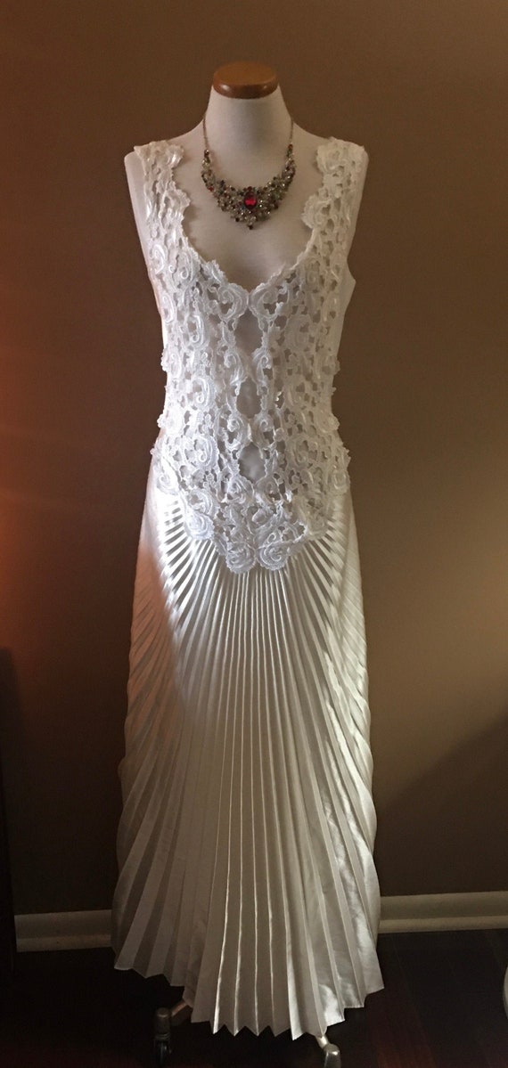 Flora Nikrooz Bridal Sleepwear Gown Evening Wear Lingerie Size