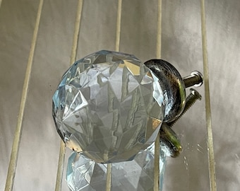 Tirador de cajón vintage de acrílico en estilo Hollywood Regency