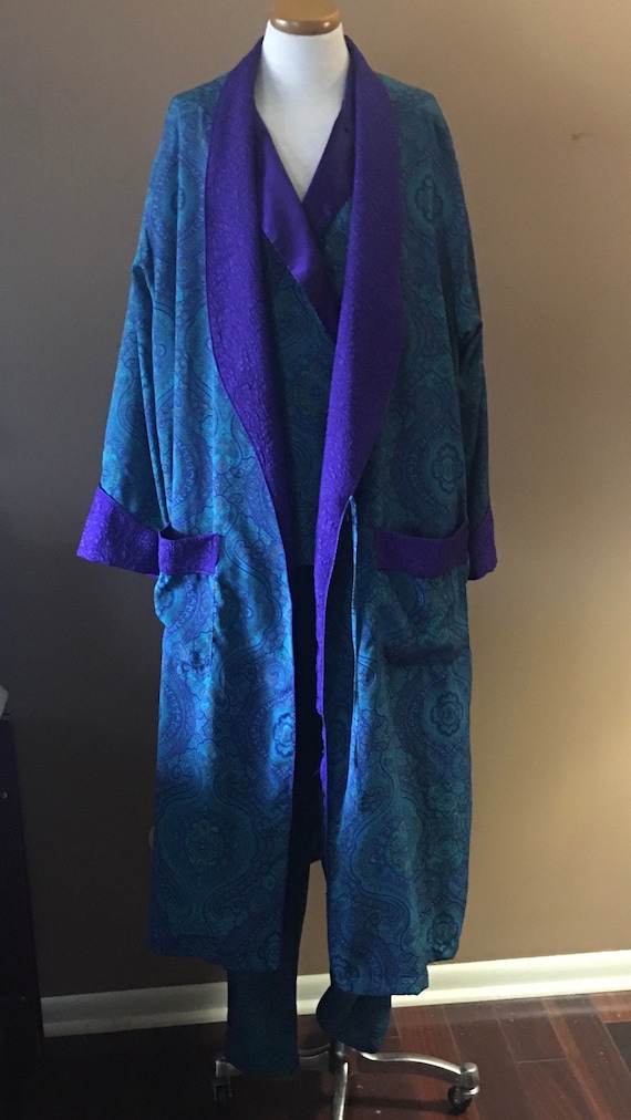 Vintage Victoria’s Secret Robe  with Pajamas 1970’