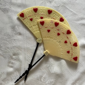 Rare Vintage Celluloid Fan l