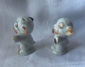 Kitchy Chic, “bonzo the Dog”, Luster Ware Salt and Pep, Salt and