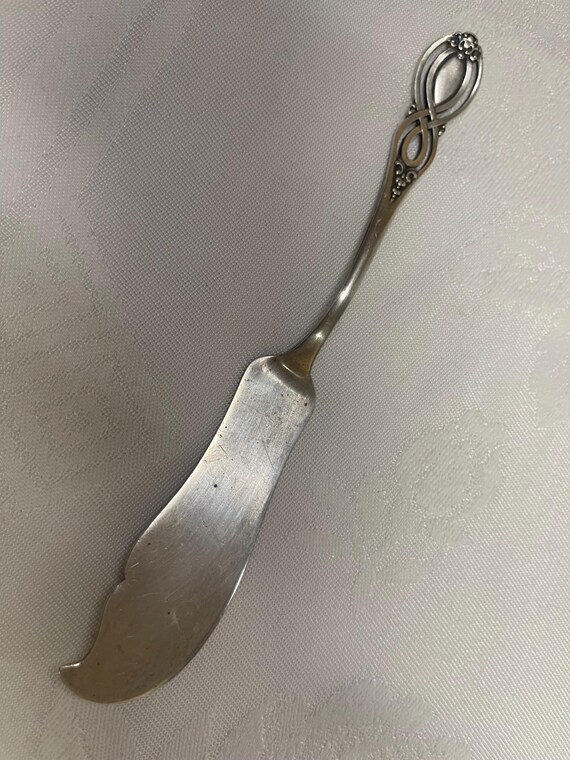Antique Sterling Silver Butter Knife / Spreader by Chippendale Old