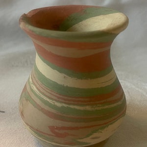 Antike silberfarbene Springs Keramik Mission Swirl Vase