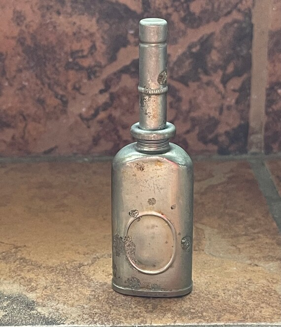 Rare Singer Sewing Machine Oil Tin Rare Singer Sewing Machine Oil Tin