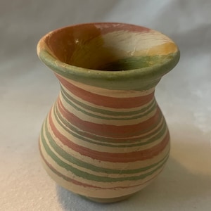 Antike silberfarbene Springs Keramik Mission Swirl Vase