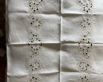 Vintage Embroidered Cutwork Tablecloth in Ivory Linen and Floral Echru Machine Embroidered Stitching