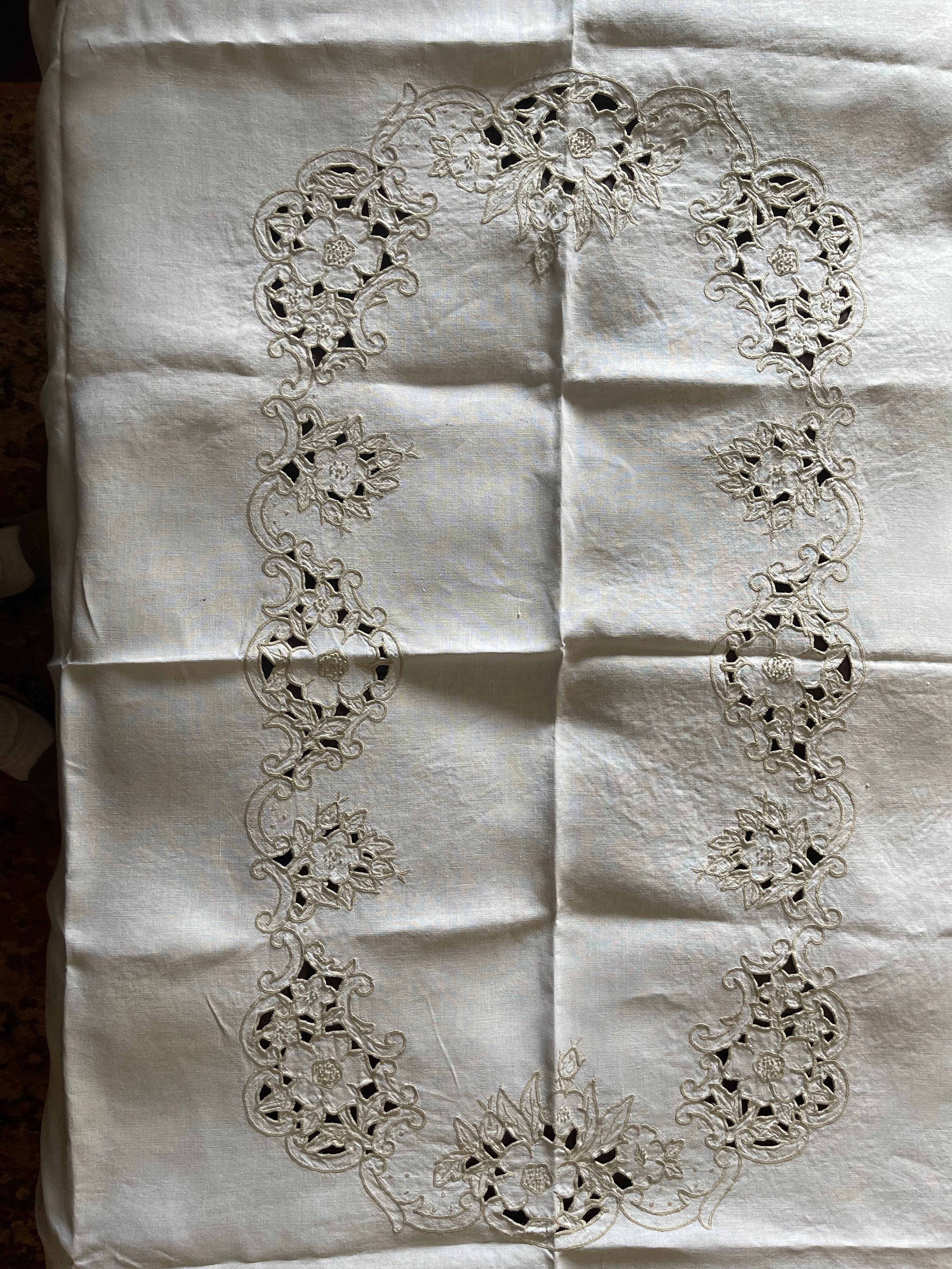 Vintage Embroidered Cutwork Tablecloth in Ivory Linen and Floral