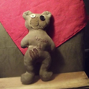 Primitive Bear  &quot; WUV U&quot;   E-pattern  in 2 sizes 6&quot; and 12&quot; .  (HAFAIR)