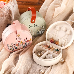 Personalized Birth Flower Jewelry Box: Custom Bridesmaid Travel Case