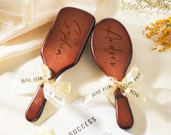 パーソナライズされた竹製ヘアコーム、刻印入りブライダルパーティーギフト